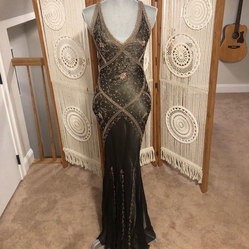 Embroidered and beaded Cache Evening Gown